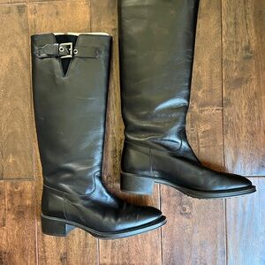Authentic TOD’s genuine black leather boots W38 1/2